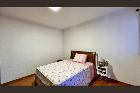 Casa à venda com 130m², 3 quartos e 3 vagas Casa à venda com 130m², 3 quartos e 3 vagasQuaro 1