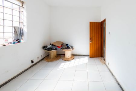 Casa à venda com 249m², 3 quartos e 3 vagasQuarto 2