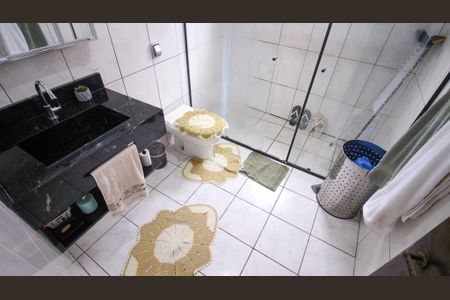 Casa à venda com 219m², 3 quartos e 4 vagasBanheiro