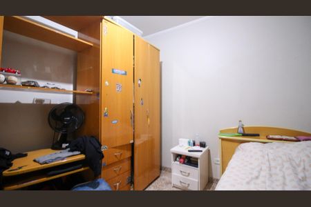 Casa à venda com 219m², 3 quartos e 4 vagasQuarto 2