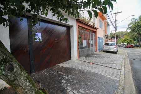 Casa à venda com 219m², 3 quartos e 4 vagasFachada