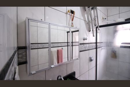 Casa à venda com 219m², 3 quartos e 4 vagasBanheiro da Suíte