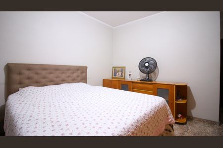 Casa à venda com 219m², 3 quartos e 4 vagasSuíte