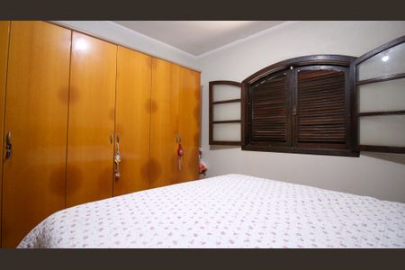 Casa à venda com 219m², 3 quartos e 4 vagasSuíte