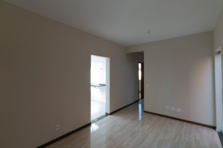 Apartamento para alugar com 68m², 2 quartos e 1 vagaSala