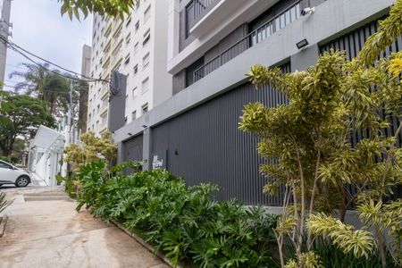 Apartamento à venda com 27m², 1 quarto e sem vagaFachada e portaria