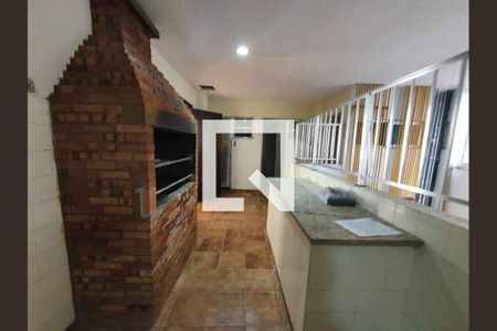 Apartamento à venda com 82m², 2 quartos e 1 vaga Apartamento à venda com 82m², 2 quartos e 1 vagaChurrasqueira