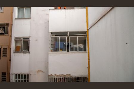 Apartamento à venda com 82m², 2 quartos e 1 vaga Apartamento à venda com 82m², 2 quartos e 1 vagaÁrea de Serviço Vista