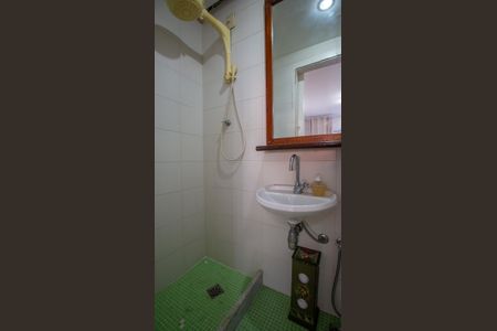 Apartamento à venda com 82m², 2 quartos e 1 vaga Apartamento à venda com 82m², 2 quartos e 1 vagaBanheiro Suite