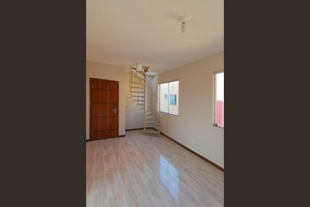 Apartamento para alugar com 95m², 2 quartos e 2 vagasSala