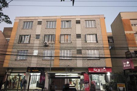 Apartamento à venda com 40m², 1 quarto e sem vaga Apartamento à venda com 40m², 1 quarto e sem vagaFachada do Prédio