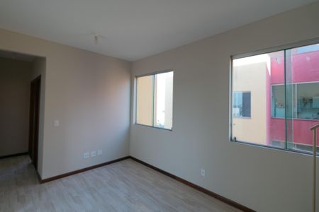Apartamento para alugar com 95m², 2 quartos e 2 vagasSala