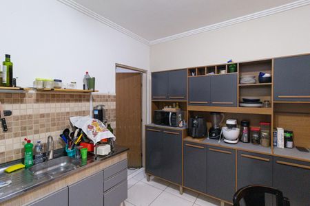 Casa à venda com 167m², 3 quartos e 2 vagasCozinha 2