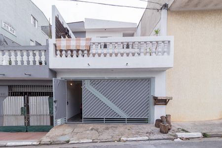 Casa à venda com 167m², 3 quartos e 2 vagasFachada