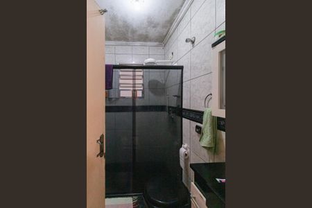 Casa à venda com 167m², 3 quartos e 2 vagasBanheiro