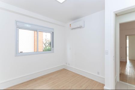 Apartamento à venda com 80m², 2 quartos e 2 vagas Apartamento à venda com 80m², 2 quartos e 2 vagasSuíte 2