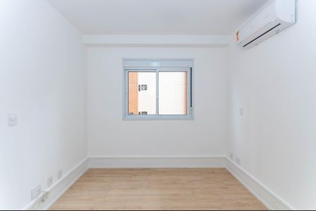 Apartamento à venda com 80m², 2 quartos e 2 vagas Apartamento à venda com 80m², 2 quartos e 2 vagasSuíte 2