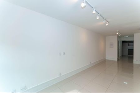 Apartamento à venda com 80m², 2 quartos e 2 vagas Apartamento à venda com 80m², 2 quartos e 2 vagasSala