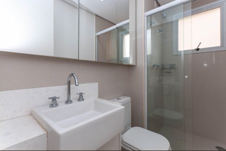 Apartamento à venda com 80m², 2 quartos e 2 vagas Apartamento à venda com 80m², 2 quartos e 2 vagasBanheiro Suíte 1