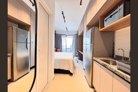 Cozinha de kitnet/studio para alugar com 1 quarto, 25m² em Vila Olímpia, São Paulo