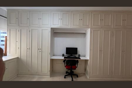 Apartamento à venda com 161m², 4 quartos e 1 vagaSuíte