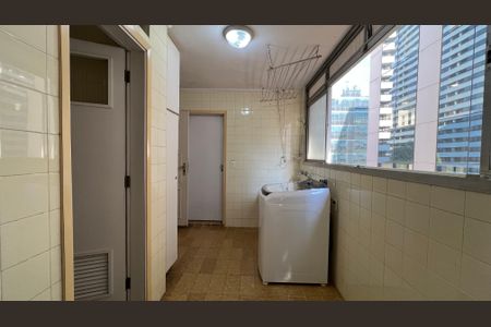 Apartamento à venda com 161m², 4 quartos e 1 vagaÁrea de Serviço