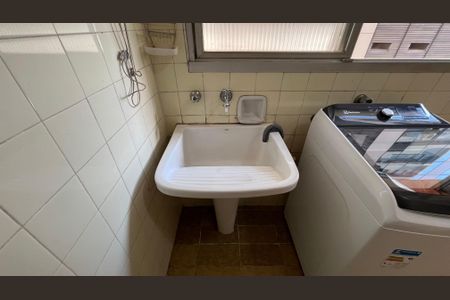 Apartamento à venda com 161m², 4 quartos e 1 vagaÁrea de Serviço