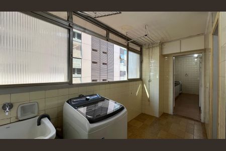 Apartamento à venda com 161m², 4 quartos e 1 vagaÁrea de Serviço