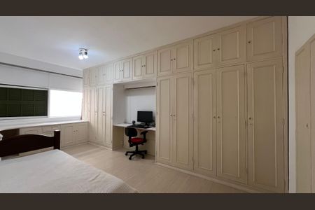 Apartamento à venda com 161m², 4 quartos e 1 vagaSuíte