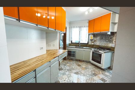 Apartamento à venda com 116m², 3 quartos e 2 vagas Apartamento à venda com 116m², 3 quartos e 2 vagasCozinha