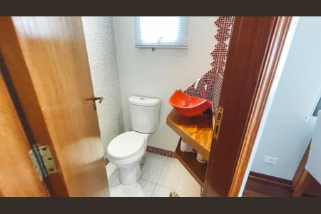 Apartamento à venda com 116m², 3 quartos e 2 vagas Apartamento à venda com 116m², 3 quartos e 2 vagasLavabo