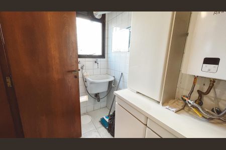 Apartamento à venda com 116m², 3 quartos e 2 vagas Apartamento à venda com 116m², 3 quartos e 2 vagasÁrea de Serviço