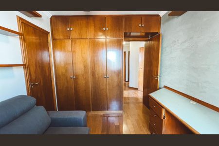 Apartamento à venda com 116m², 3 quartos e 2 vagas Apartamento à venda com 116m², 3 quartos e 2 vagasQuarto 1