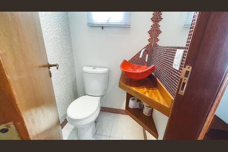 Apartamento à venda com 116m², 3 quartos e 2 vagas Apartamento à venda com 116m², 3 quartos e 2 vagasLavabo