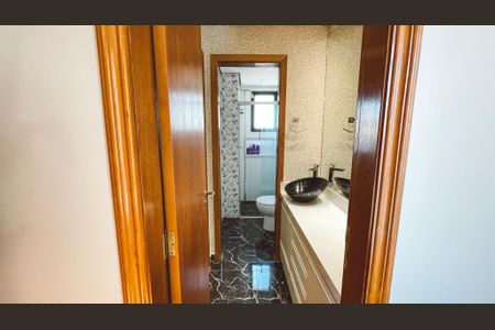 Apartamento à venda com 116m², 3 quartos e 2 vagas Apartamento à venda com 116m², 3 quartos e 2 vagasBanheiro