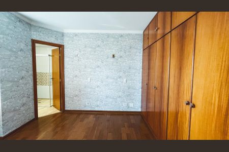 Apartamento à venda com 116m², 3 quartos e 2 vagas Apartamento à venda com 116m², 3 quartos e 2 vagasQuarto Suíte