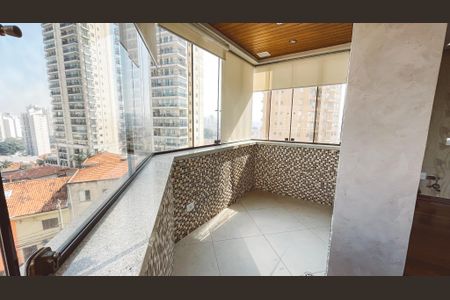 Apartamento à venda com 116m², 3 quartos e 2 vagas Apartamento à venda com 116m², 3 quartos e 2 vagasSala