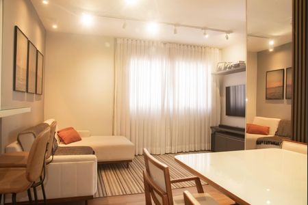 Sala de apartamento à venda com 2 quartos, 58m² em Parque Imperial, São Paulo