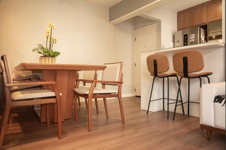 Sala de apartamento à venda com 2 quartos, 58m² em Parque Imperial, São Paulo