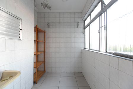 Apartamento para alugar com 56m², 2 quartos e 1 vagaÁrea de Serviço 
