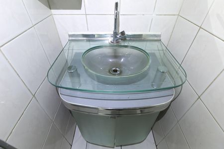 Apartamento para alugar com 56m², 2 quartos e 1 vagaBanheiro - Detalhe 