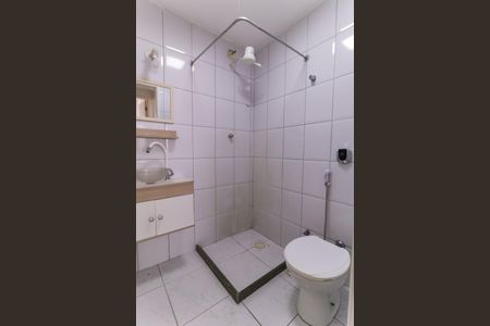 Casa para alugar com 101m², 2 quartos e 1 vaga Casa para alugar com 101m², 2 quartos e 1 vagaBanheiro Social