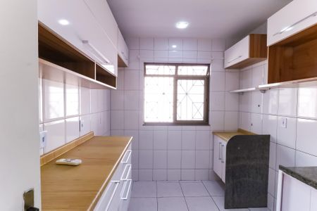 Casa para alugar com 101m², 2 quartos e 1 vaga Casa para alugar com 101m², 2 quartos e 1 vagaCozinha