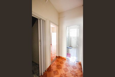 Corredor de casa à venda com 2 quartos, 215m² em Vila Isolina Mazzei, São Paulo