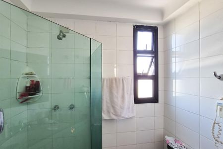 Apartamento à venda com 149m², 4 quartos e 2 vagas Apartamento à venda com 149m², 4 quartos e 2 vagasBanheiro da Suíte 2