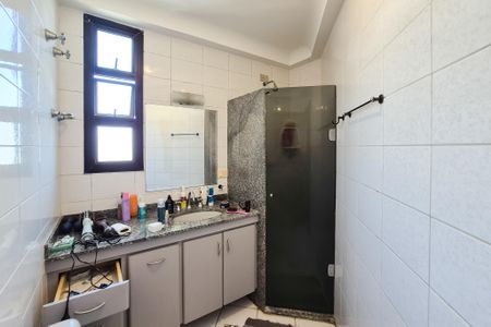 Apartamento à venda com 149m², 4 quartos e 2 vagas Apartamento à venda com 149m², 4 quartos e 2 vagasBanheiro da Suíte 3