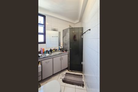 Apartamento à venda com 149m², 4 quartos e 2 vagas Apartamento à venda com 149m², 4 quartos e 2 vagasBanheiro da Suíte 3