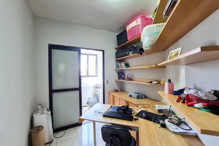 Apartamento à venda com 149m², 4 quartos e 2 vagas Apartamento à venda com 149m², 4 quartos e 2 vagasEscritório