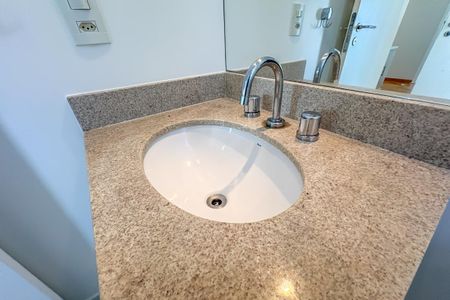 Apartamento para alugar com 106m², 3 quartos e 2 vagasBanheiro Social