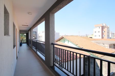 Apartamento à venda com 44m², 2 quartos e sem vagaÁrea comum